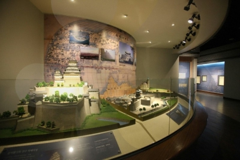 Suwon Hwaseong Museum  (8/46)