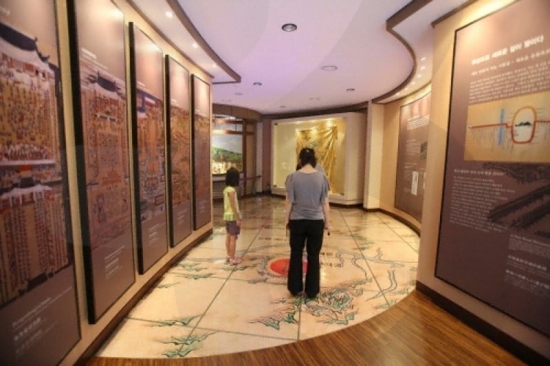 Suwon Hwaseong Museum  (16/46)