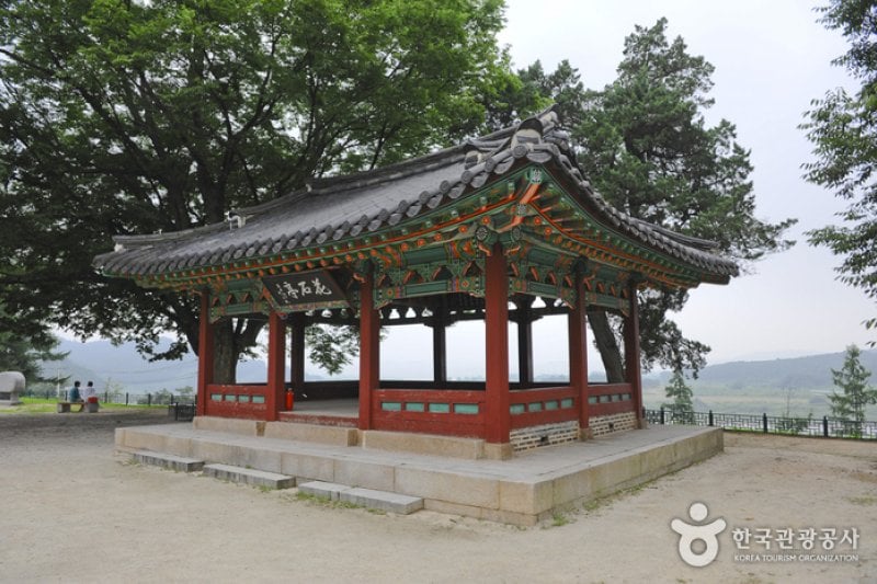 Hwaseokjeong Pavilion  (6/11)