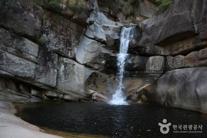 Yongchu Waterfall  (5/5)