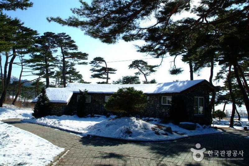 Villa of Lee Ki-poong  (3/8)