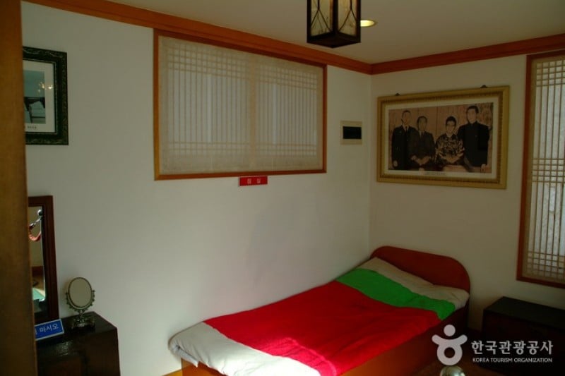 Villa of Lee Ki-poong  (6/8)