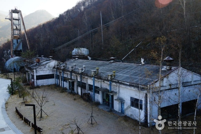 Samtan Art Mine  (10/12)