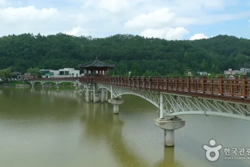 Woryeonggyo Bridge  (16/26)