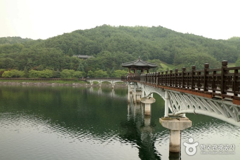 Woryeonggyo Bridge  (22/26)