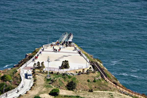Oryukdo Skywalk