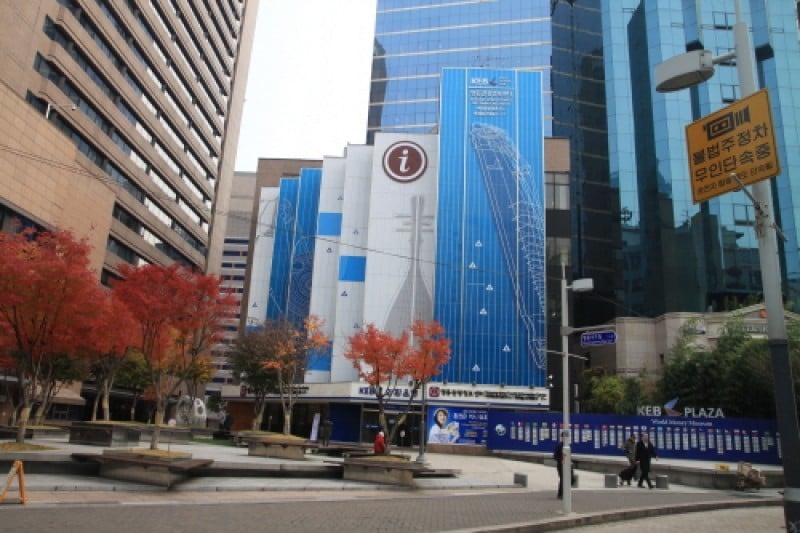 Myeong-dong Tourist Information Center  (5/7)