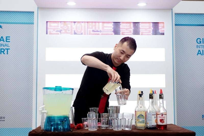 Culture is Here!atGimhae International Airport Cocktail performance heldas a seasonal festival by the Korea Airports Corporation (1/31)