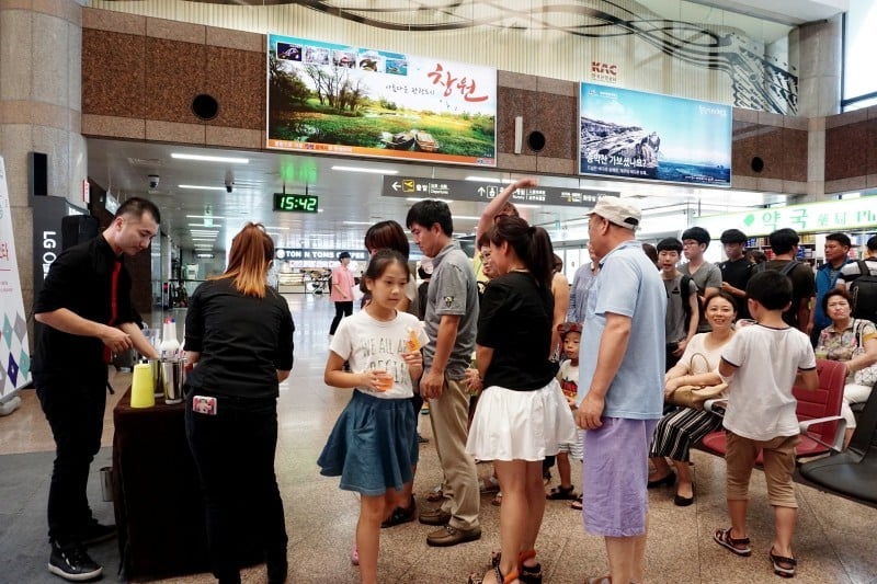 Culture is Here!atGimhae International Airport Cocktail performance heldas a seasonal festival by the Korea Airports Corporation (23/31)