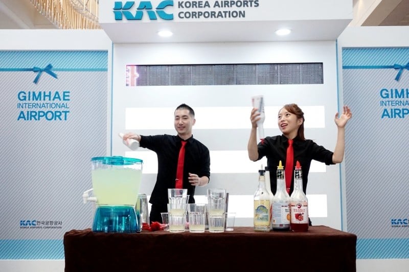 Culture is Here!atGimhae International Airport Cocktail performance heldas a seasonal festival by the Korea Airports Corporation (31/31)