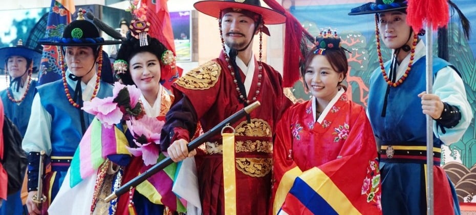 I saw the Return of the Heavenly Swordperformance of the Korea Tourism Organization at Gimhae International Airport (31/40)