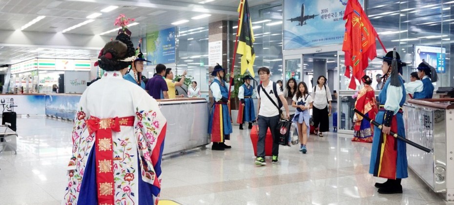 I saw the Return of the Heavenly Swordperformance of the Korea Tourism Organization at Gimhae International Airport (32/40)