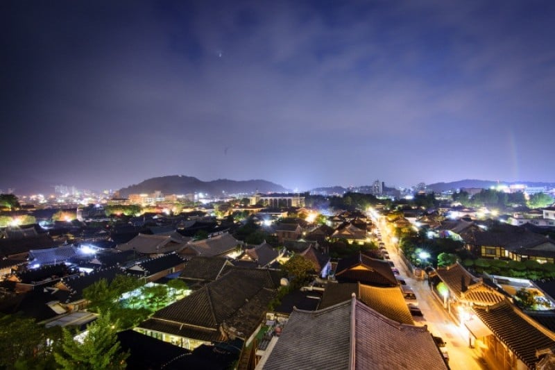 Night Walk in Jeonju  (3/10)