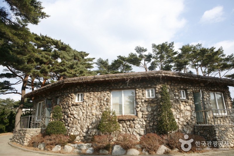 Villa of Lee Ki-poong  (8/8)