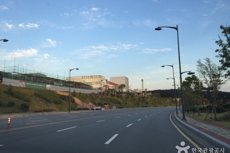 Lotte Premium Outlet - Icheon Branch  (11/20)