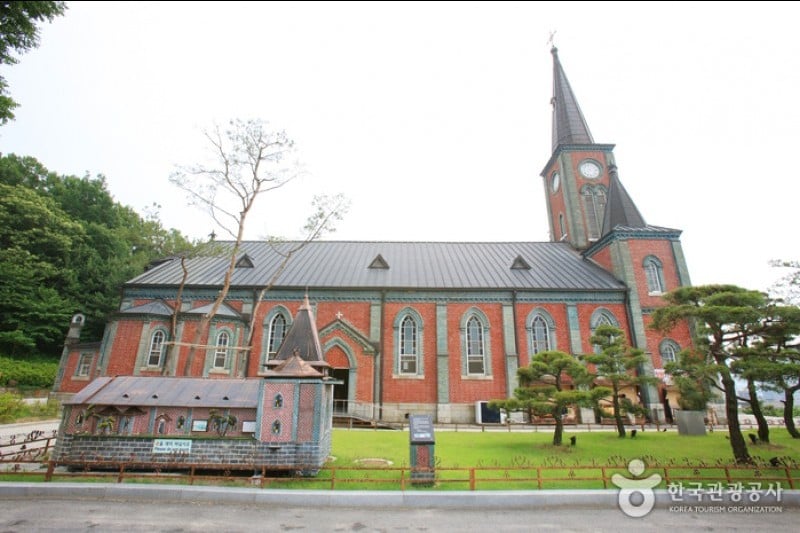 Gamgok Maegoe Virgin Mary Catholic Cathedral  (16/20)