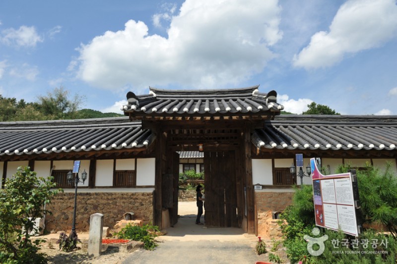 Unjoru Pavilion  (4/4)