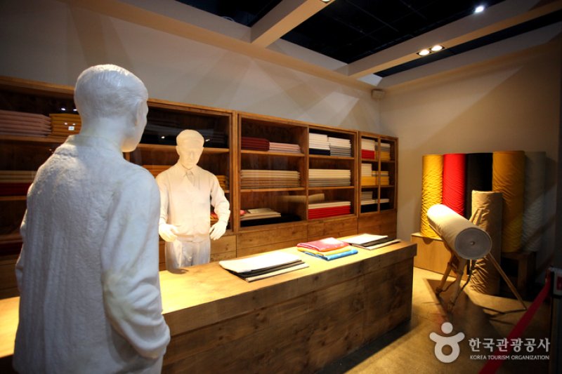 DTC Textile Museum (DTC섬유박물관) (6/11)