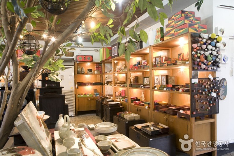 Tong-In Store (통인가게) (10/18)