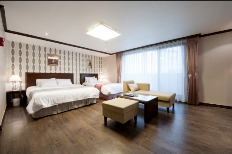 Top Hotel  (2/17)