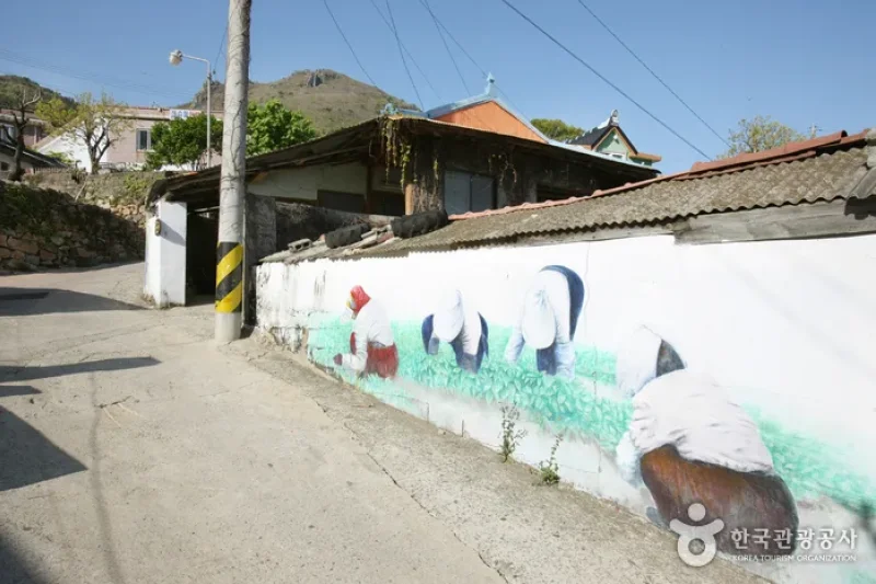 Namhae Gacheon Village (남해 가천마을) (2/25)