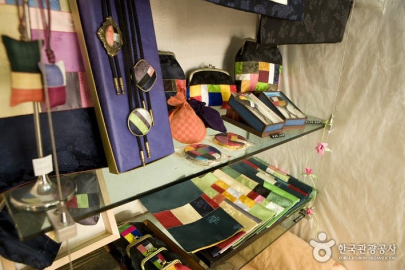 Cheongju Korean Craft Museum  (7/9)