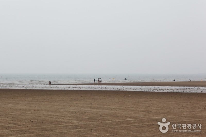 Chunjangdae Beach  (10/12)
