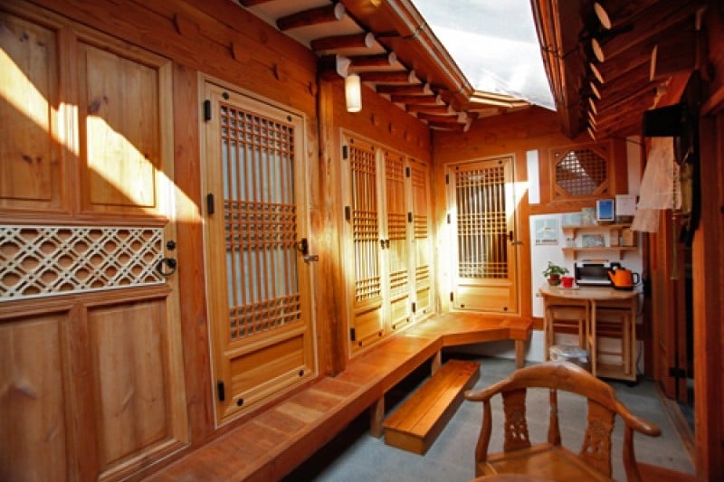 Todaki Guesthouse - Hanok Stay (한옥스테이 토다기게스트하우스)