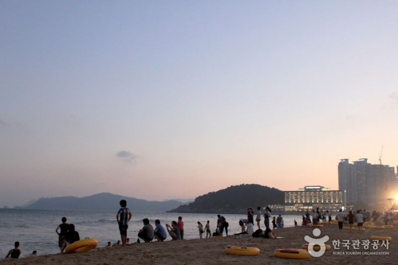 Haeundae Beach  (24/30)