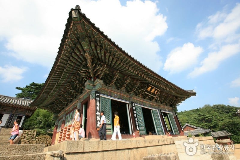 Donghwasa Temple  (6/14)