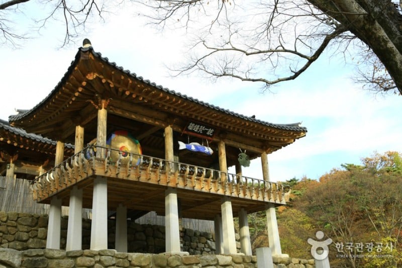 Donghwasa Temple  (10/14)