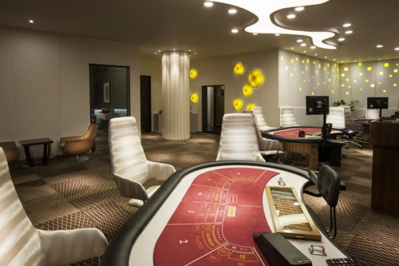 Paradise Casino Grand Casino  (5/5)