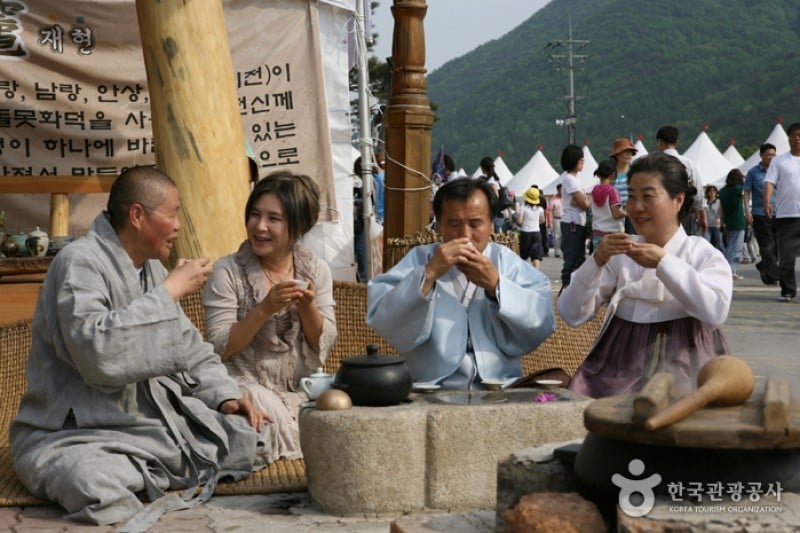 Mungyeong Traditional Chasabal Festival 