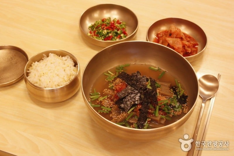 Gungjung Naengmyeon - Mukbap  (3/12)
