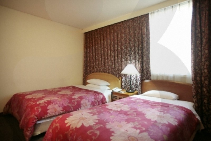 Brown Hotel  (4/13)