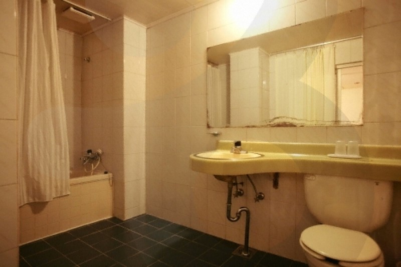 Brown Hotel  (13/13)