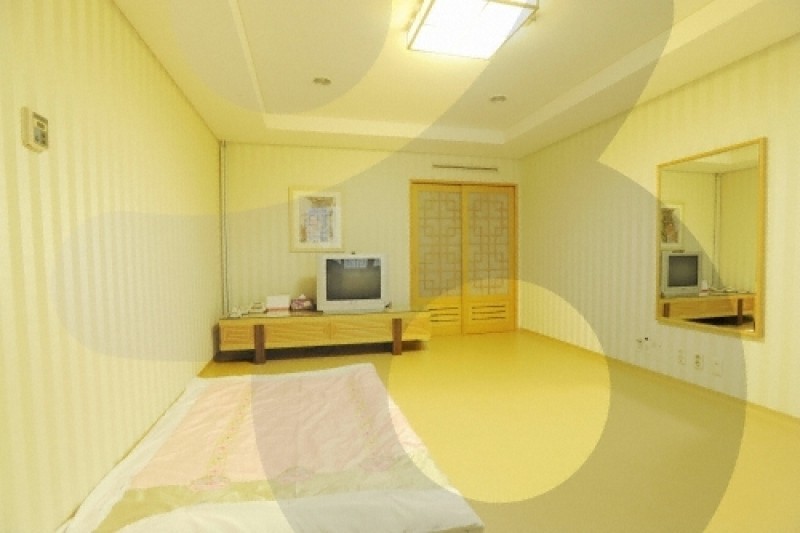 Hotel Taegu  (11/28)
