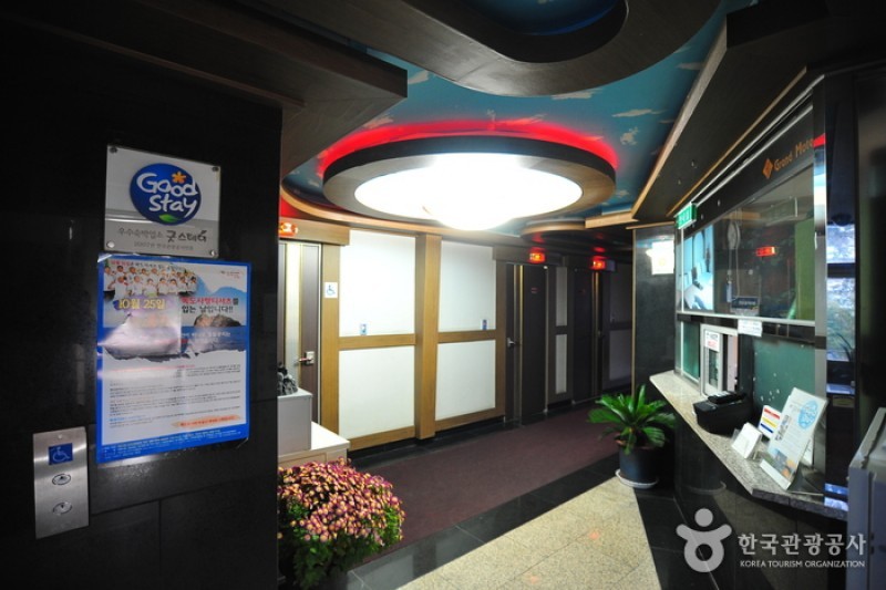 New Grand Hotel - Goodstay  (5/5)