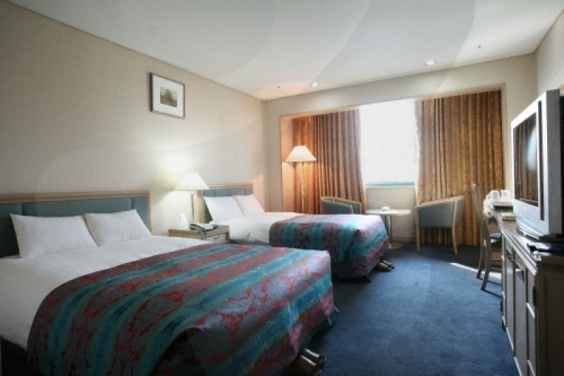 Legend Hotel  (7/18)