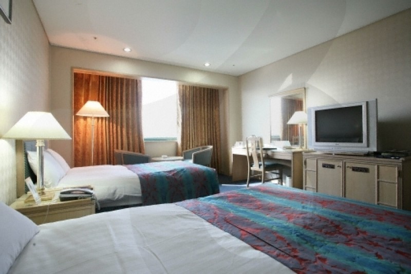 Legend Hotel  (8/18)