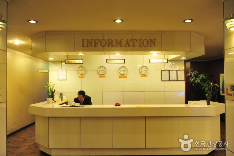 Gyeongha Spa Hotel - Goodstay  (4/27)