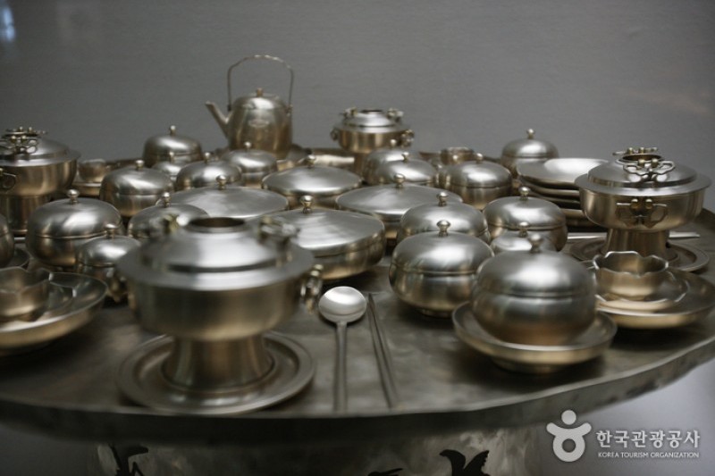 Daegu Bangjja Brassware Museum  (4/6)
