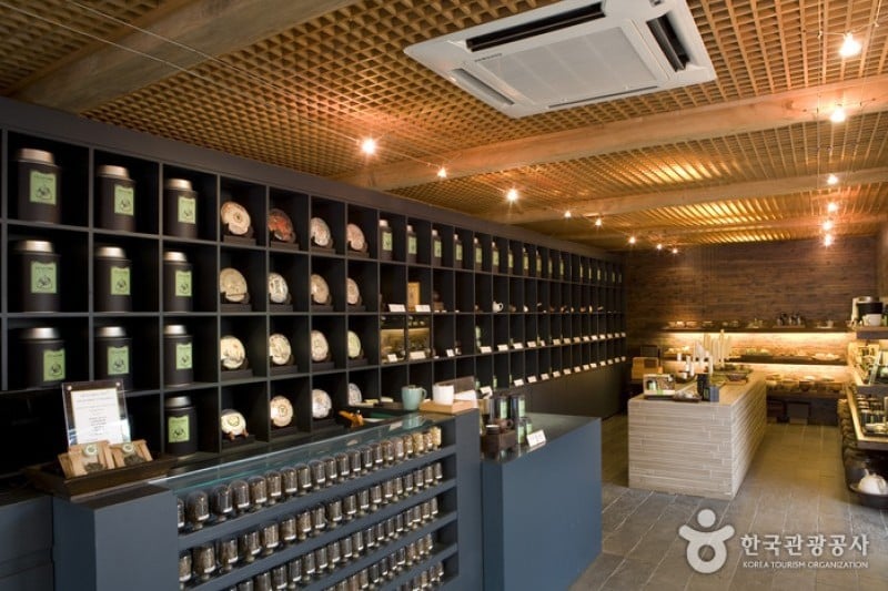 Beautiful Tea Museum  (7/18)