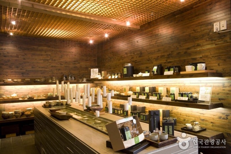 Beautiful Tea Museum  (8/18)