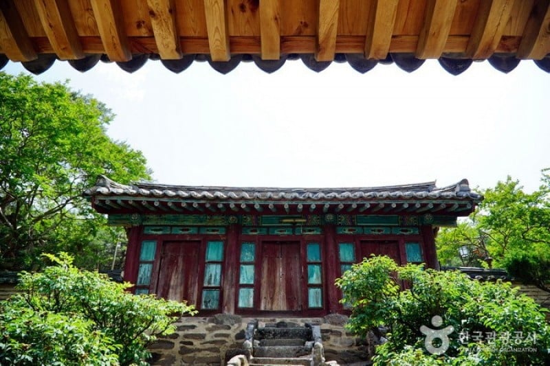Dodongseowon Confucian Academy  (3/8)
