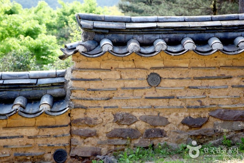 Dodongseowon Confucian Academy  (6/8)