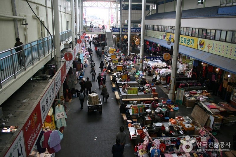 Daegu Seomun Market  (2/15)