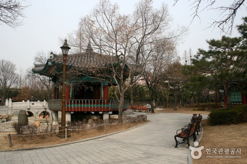 Gyeongsanggamnyeong Park  (9/13)