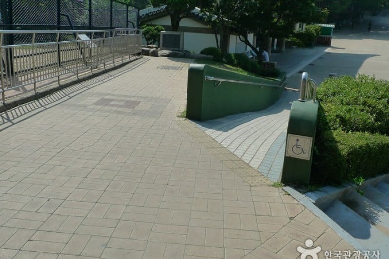Daegu Dalseong Park  (16/24)