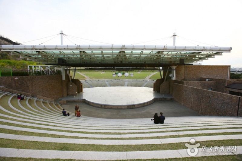 Daegu Kolon Open Air Music Hall  (2/11)